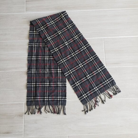 BURBERRY - Scarf - Picture 5 of 13